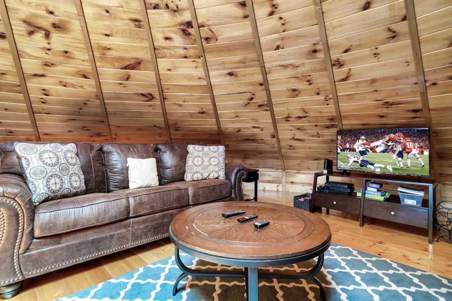 Mountain View Family Cabin W Game Room & Pool סביירוויל מראה חיצוני תמונה